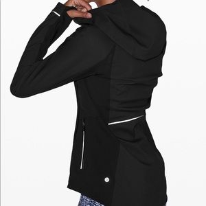 Lululemon cross chill jacket